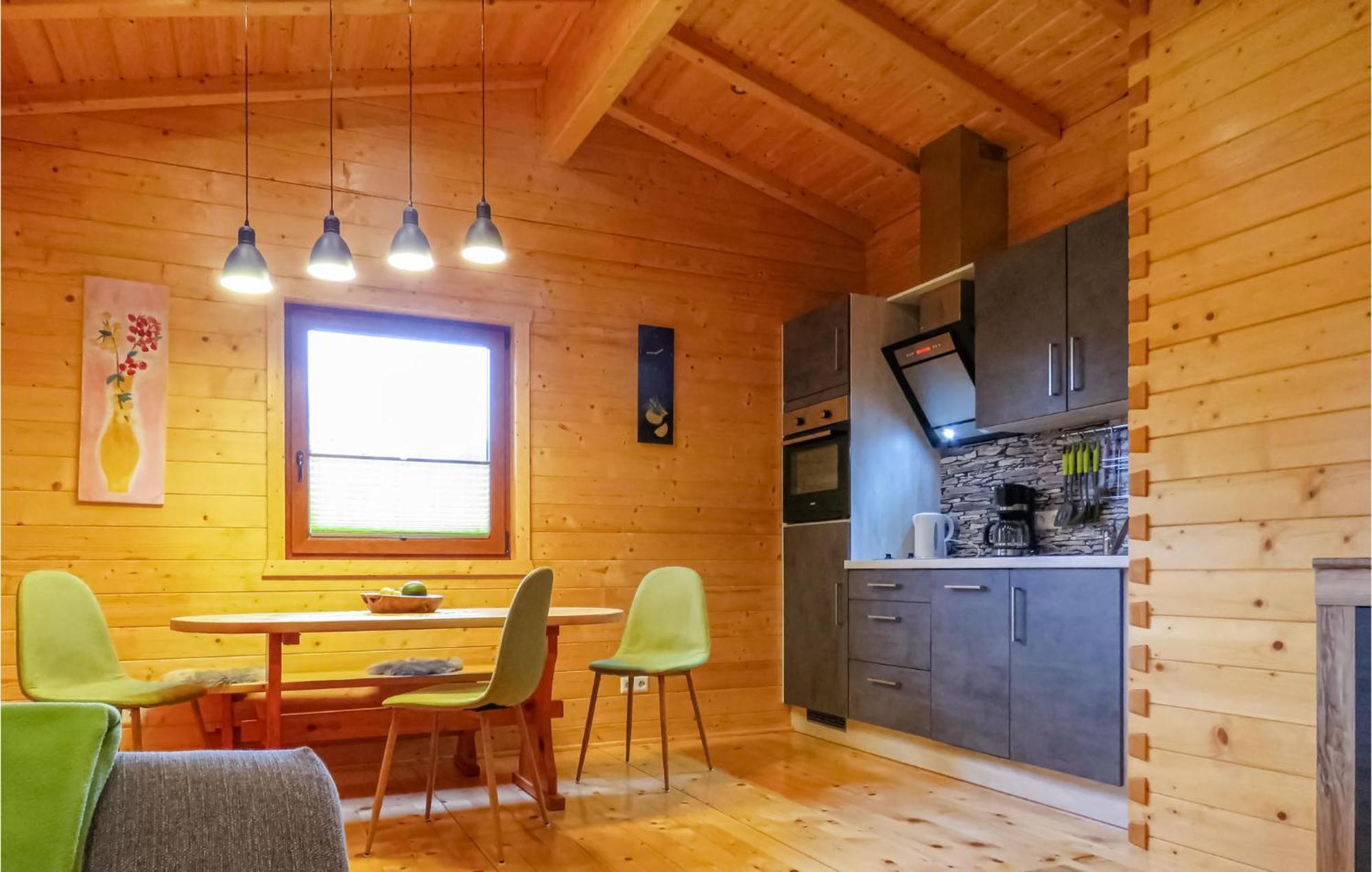 Lovely Home In Merzalben With Wifi Екстериор снимка